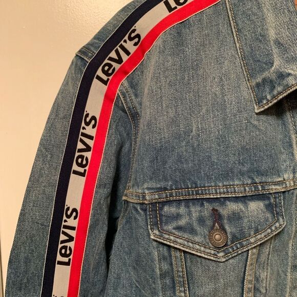 Levi’s Premium Men’s Denim Jacket Size XL - Picture 3 of 6